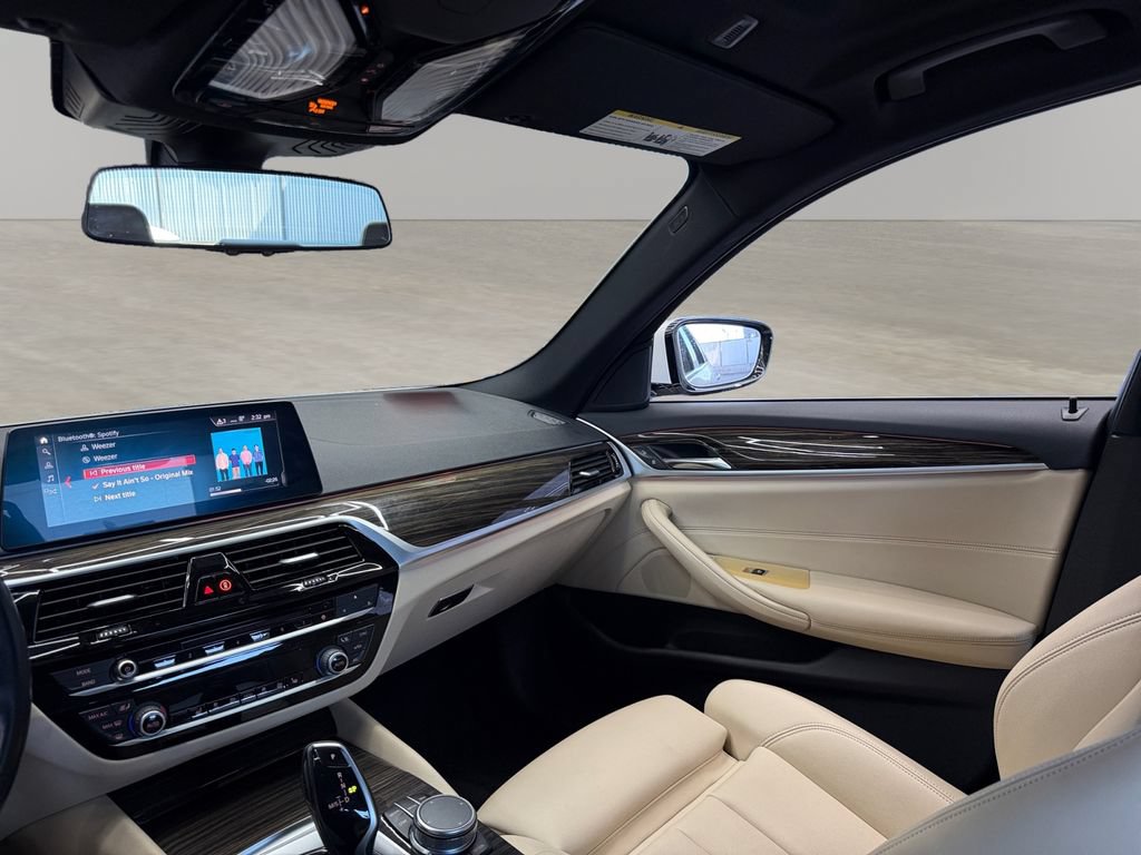 Used 2019 BMW 530i w/ Convenience Package RWD image 24