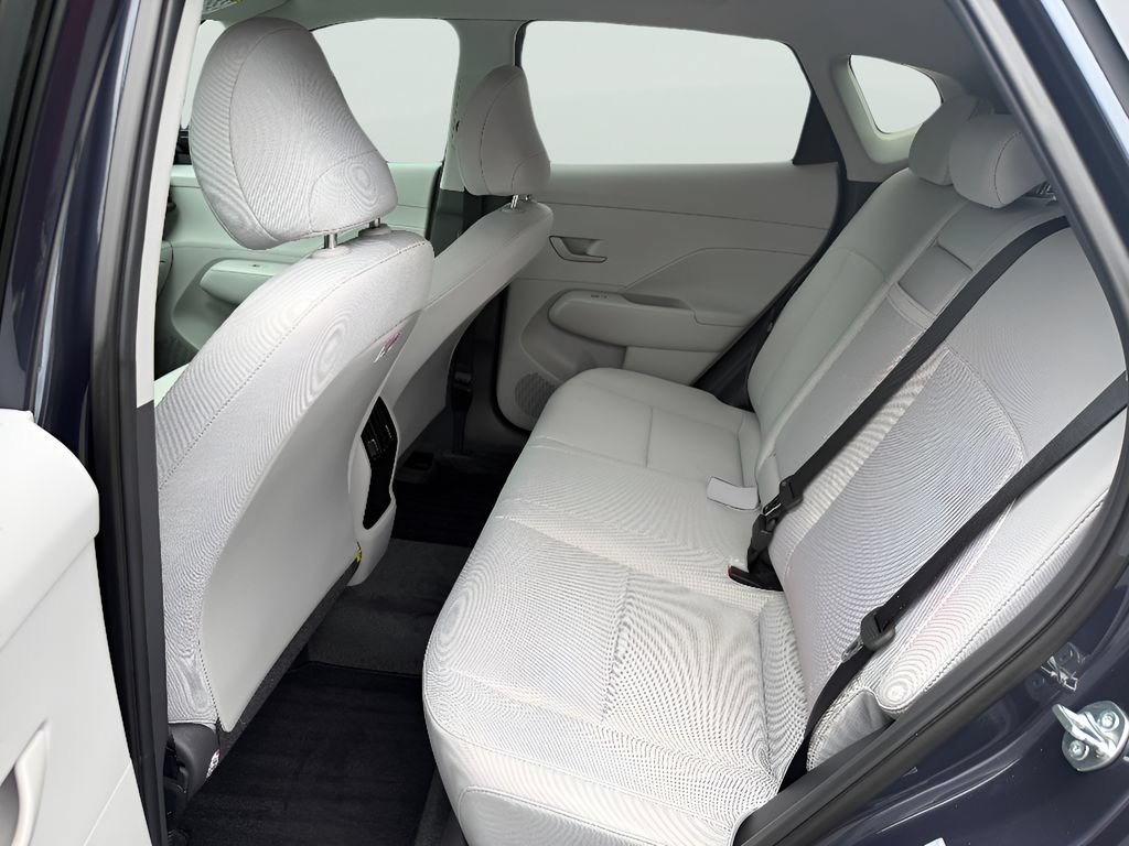 Used 2025 Hyundai Kona SEL FWD image 14