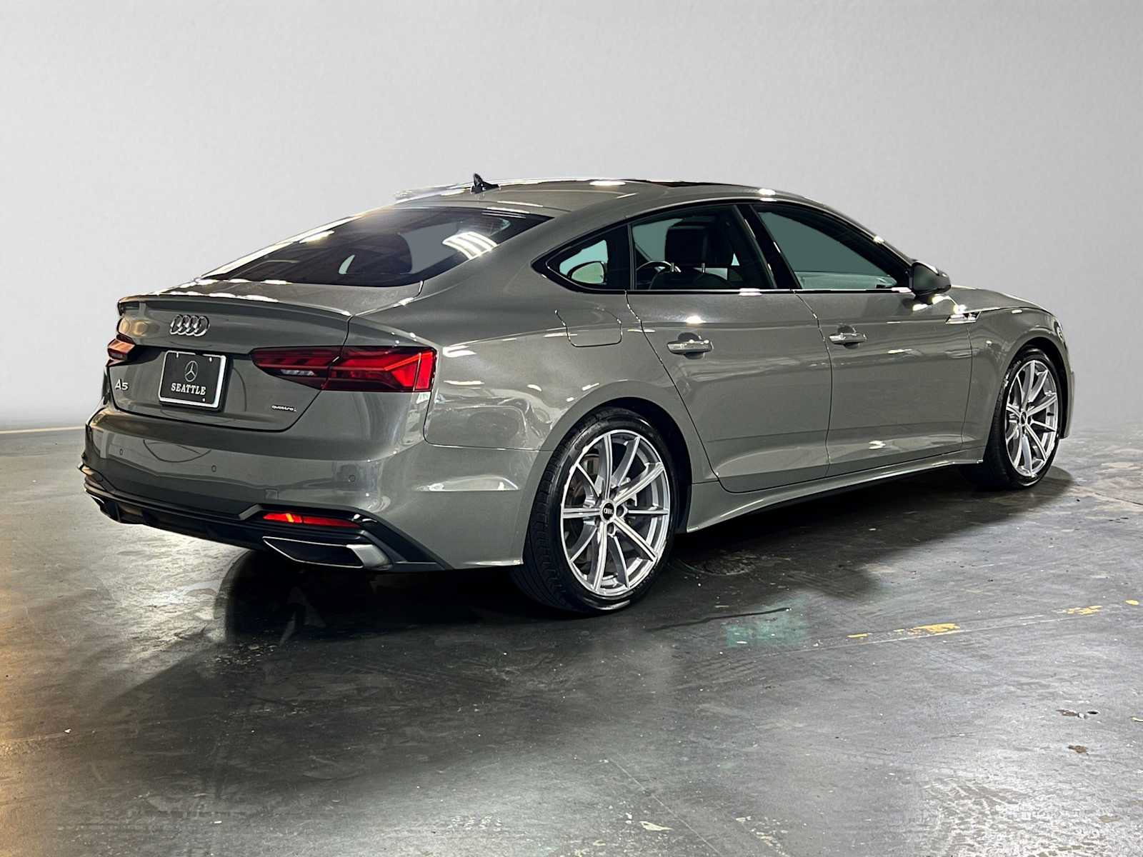 Used 2025 Audi A5 2.0T Premium Plus AWD/4WD image 3