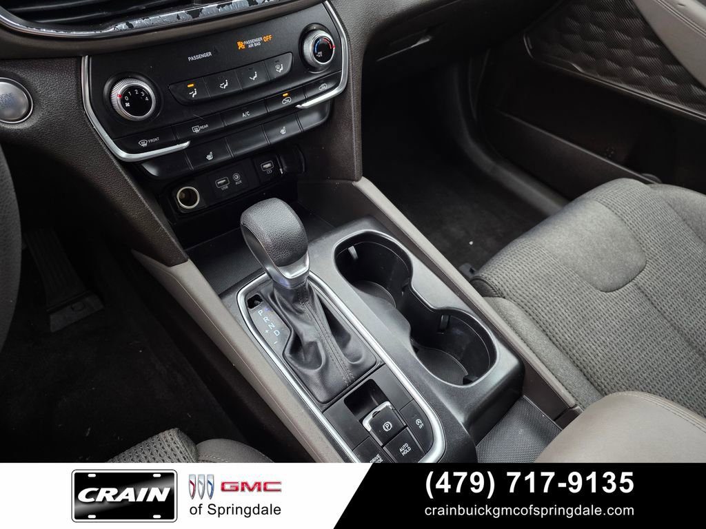 Used 2019 Hyundai Santa Fe SEL FWD image 19