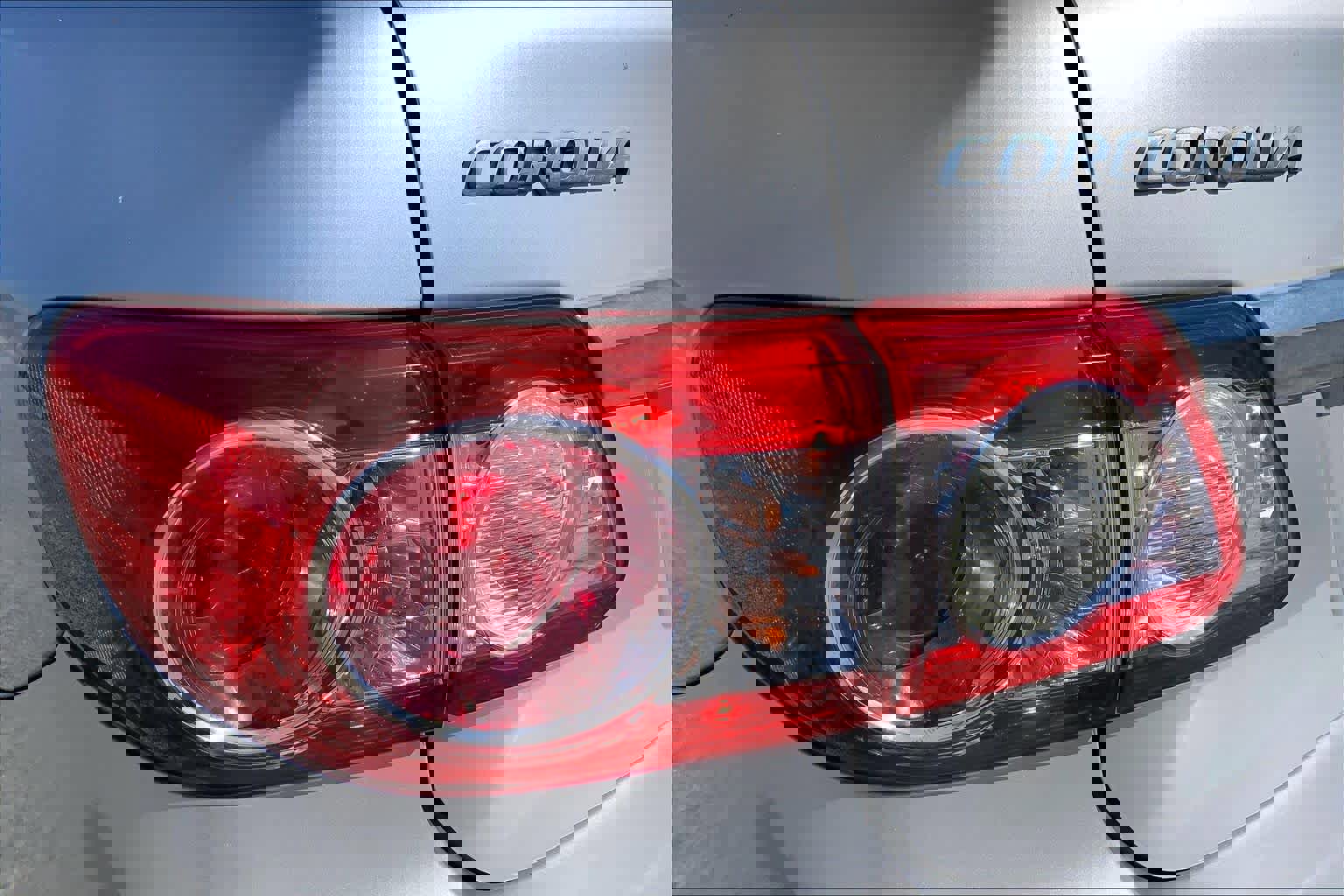 Used 2013 Toyota Corolla LE image 27