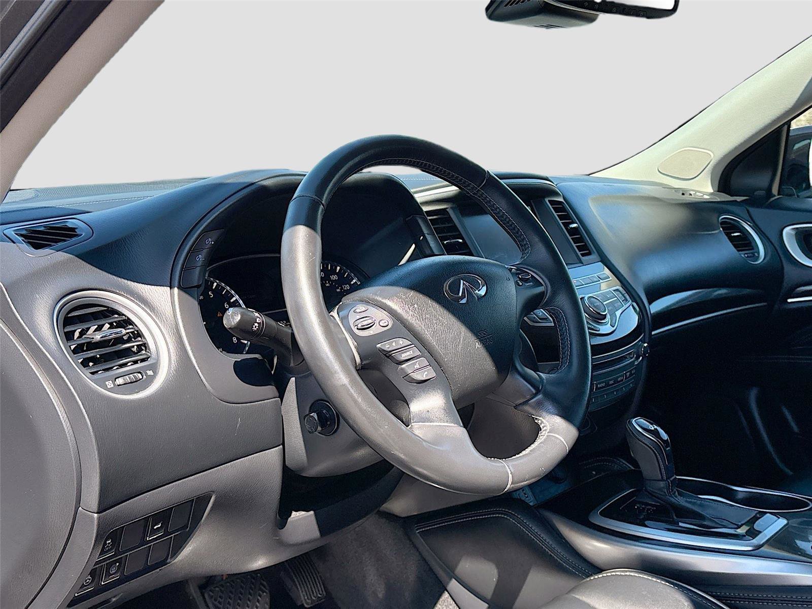 Used 2020 INFINITI QX60 Luxe FWD image 9