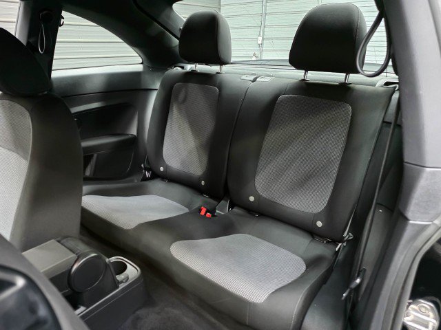 Used 2019 Volkswagen Beetle 2.0T S FWD image 15