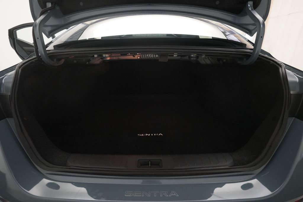 Certified 2024 Nissan Sentra SR w/ SR Premium Package FWD image 11