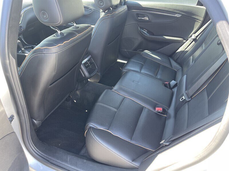 Used 2016 Chevrolet Impala LTZ FWD image 15