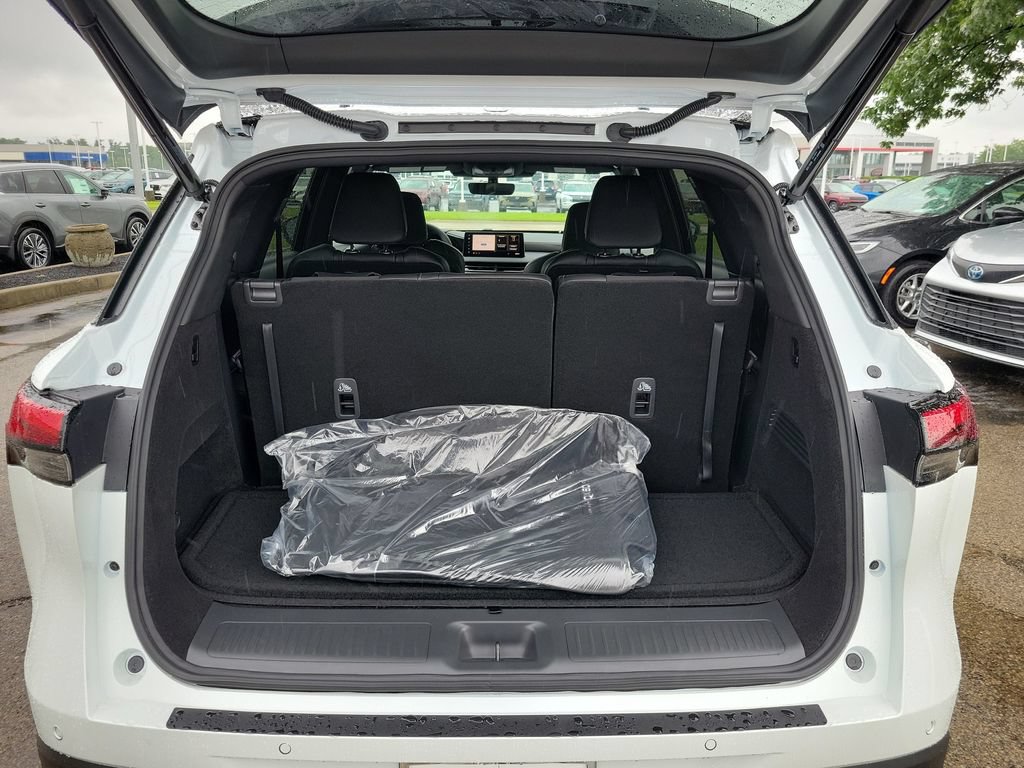 New 2027 INFINITI QX60 Sport w/ Dark Cargo Package AWD/4WD image 18