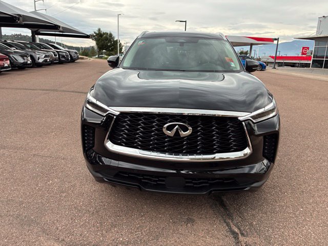 Used 2023 INFINITI QX60 Luxe w/ Cargo Package AWD/4WD image 2
