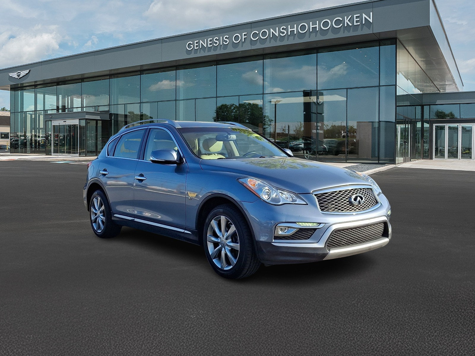 Used 2016 INFINITI QX50 AWD w/ Premium Package image 2