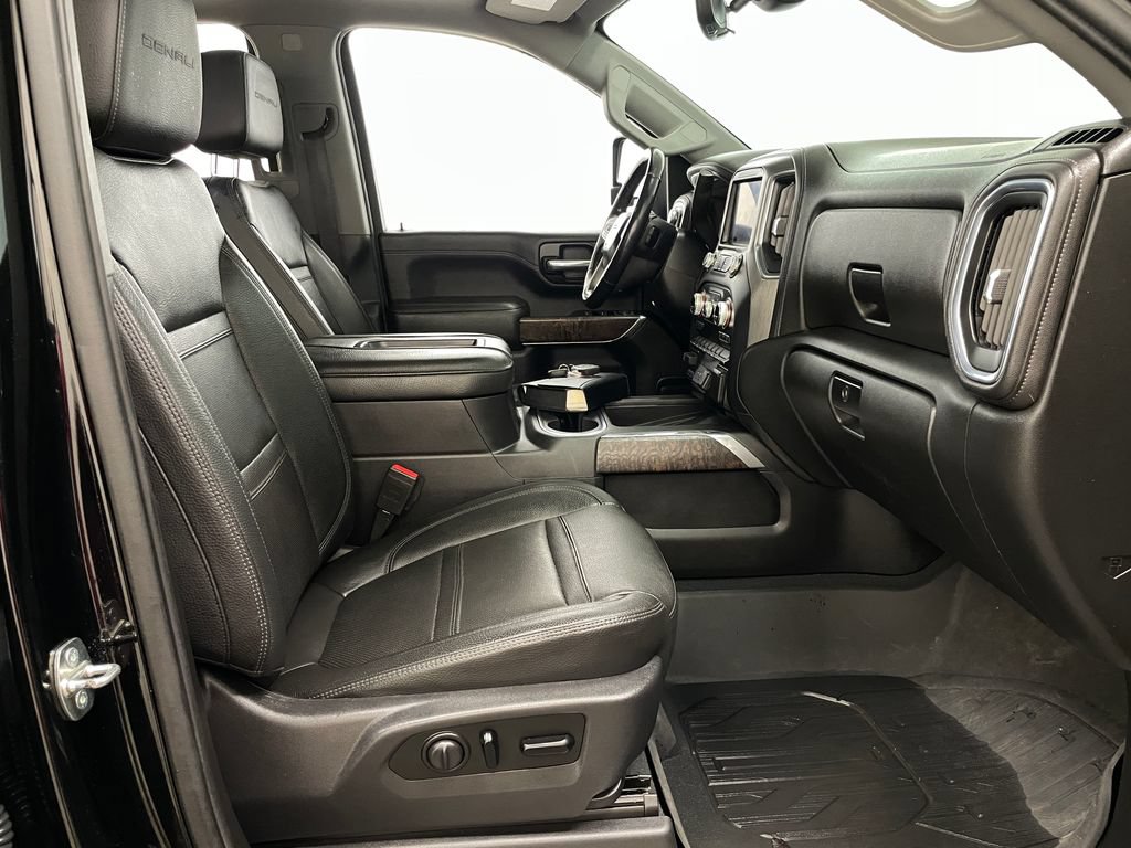 Certified 2020 GMC Sierra 2500 Denali w/ Denali Ultimate Package AWD/4WD image 41