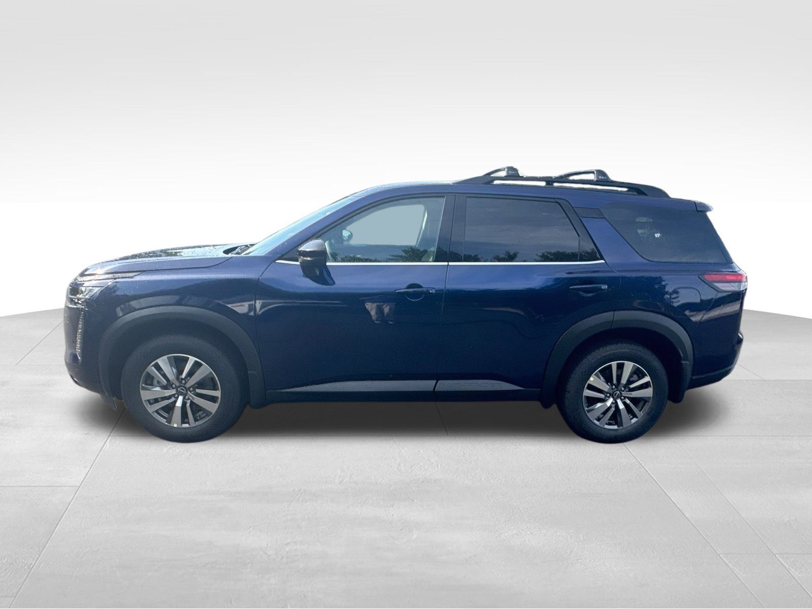 New 2026 Nissan Pathfinder SL FWD image 4