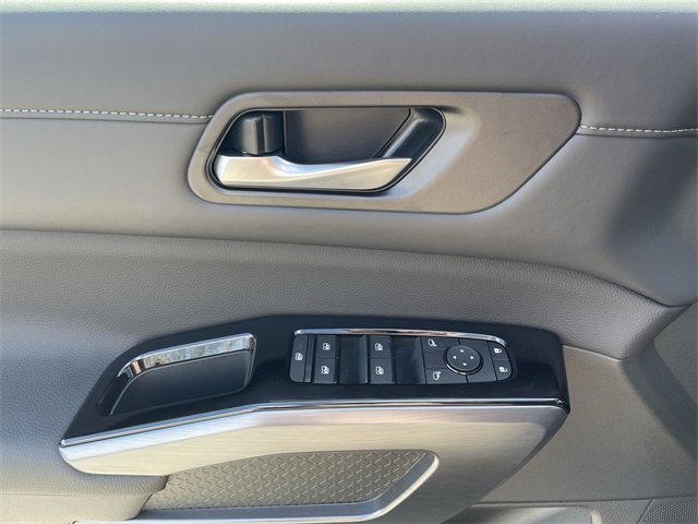 Certified 2025 Nissan Pathfinder SL image 26