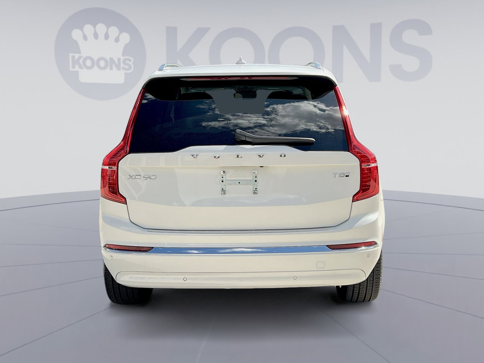 Certified 2025 Volvo XC90 T8 Plus w/ Protection Package Premier image 5