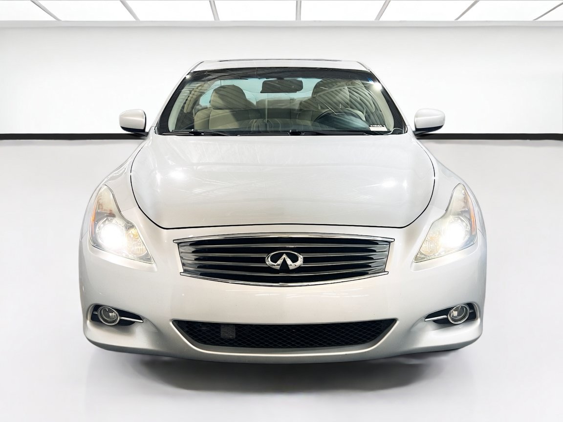 Used 2015 INFINITI Q60 AWD Coupe w/ Premium Package image 2