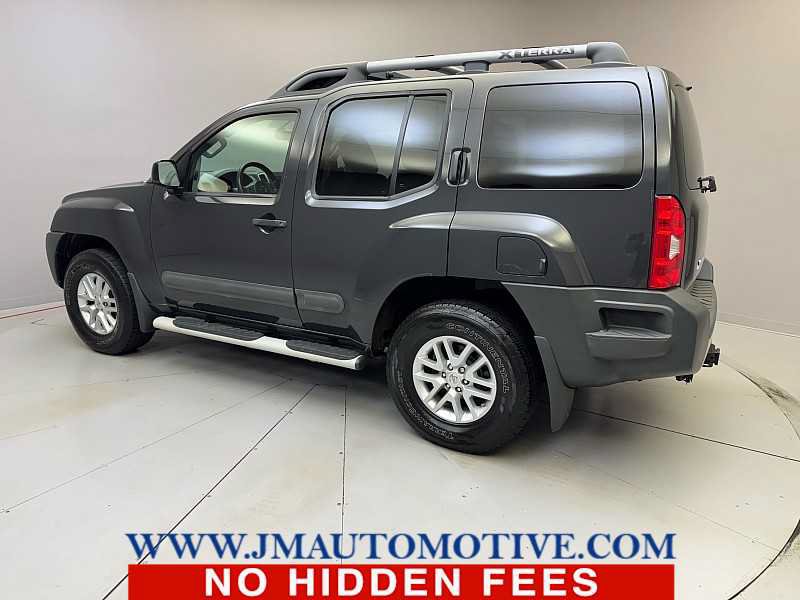 Used 2015 Nissan Xterra S w/ Value Package AWD/4WD image 3