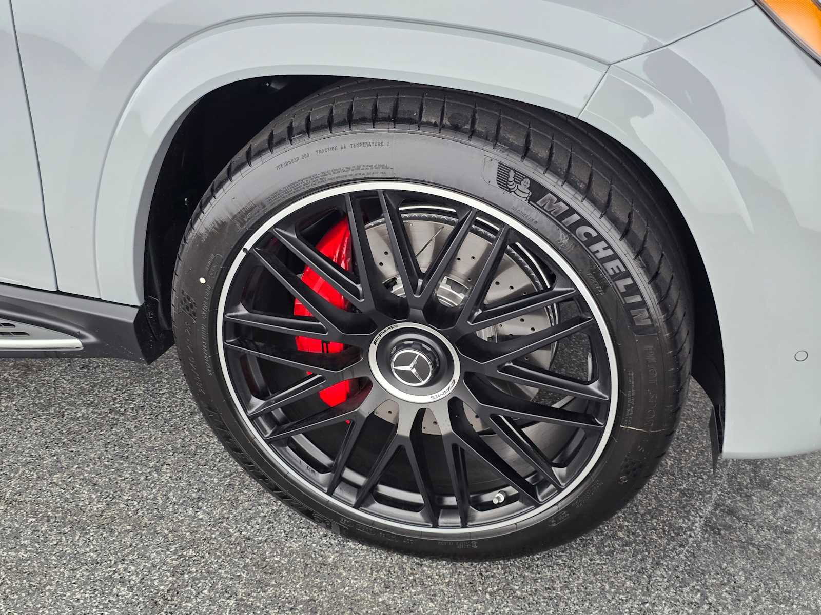New 2026 Mercedes-Benz GLS 63 AMG 4MATIC image 9