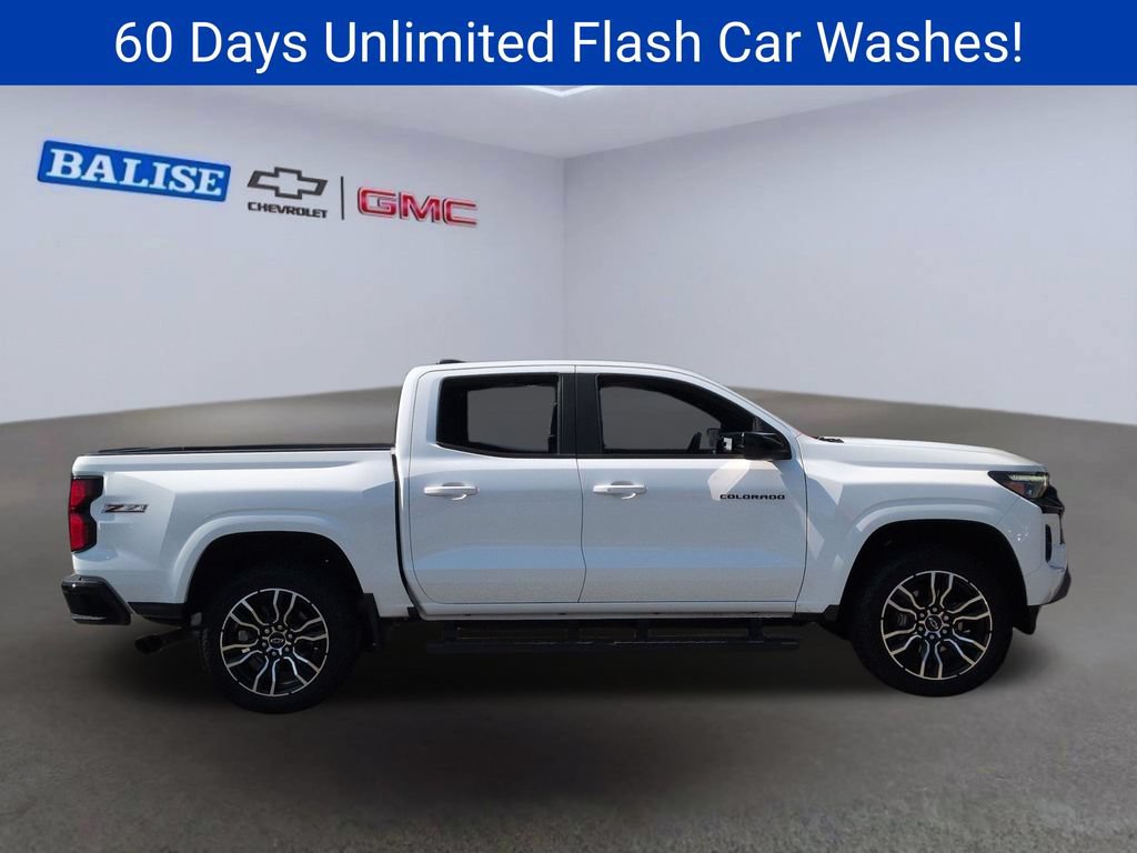 Certified 2024 Chevrolet Colorado Z71 w/ LPO, Dark Essentials Package AWD/4WD image 3
