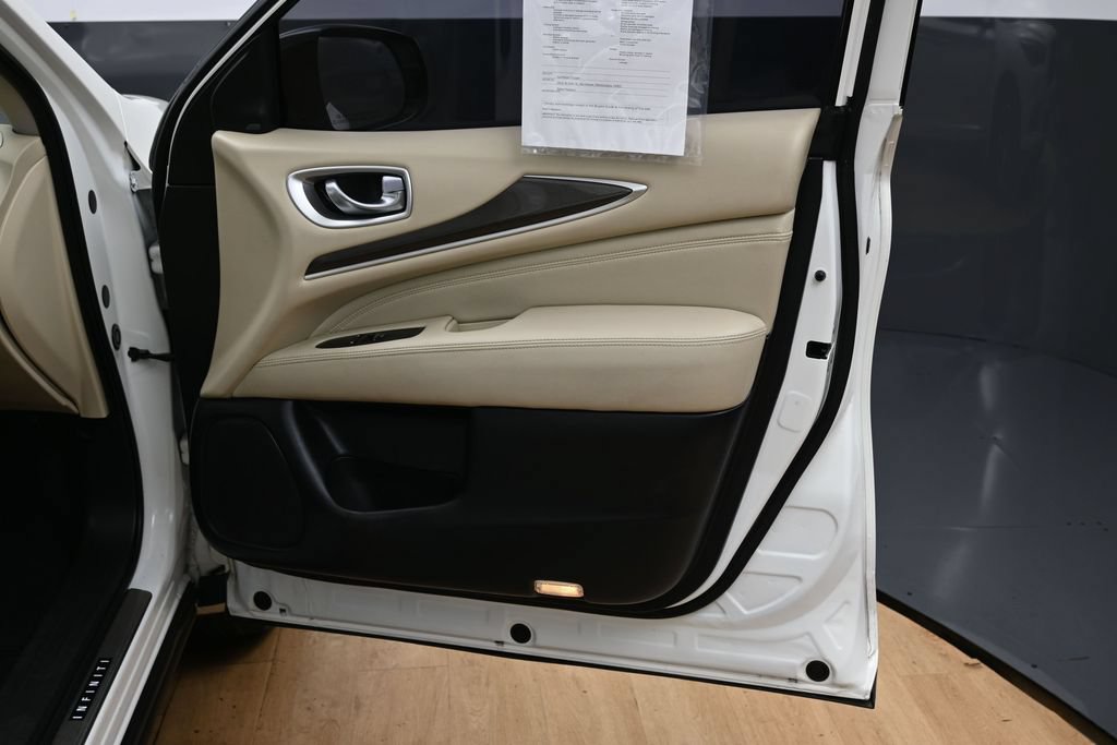 Used 2019 INFINITI QX60 Luxe w/ Essential Package FWD image 38