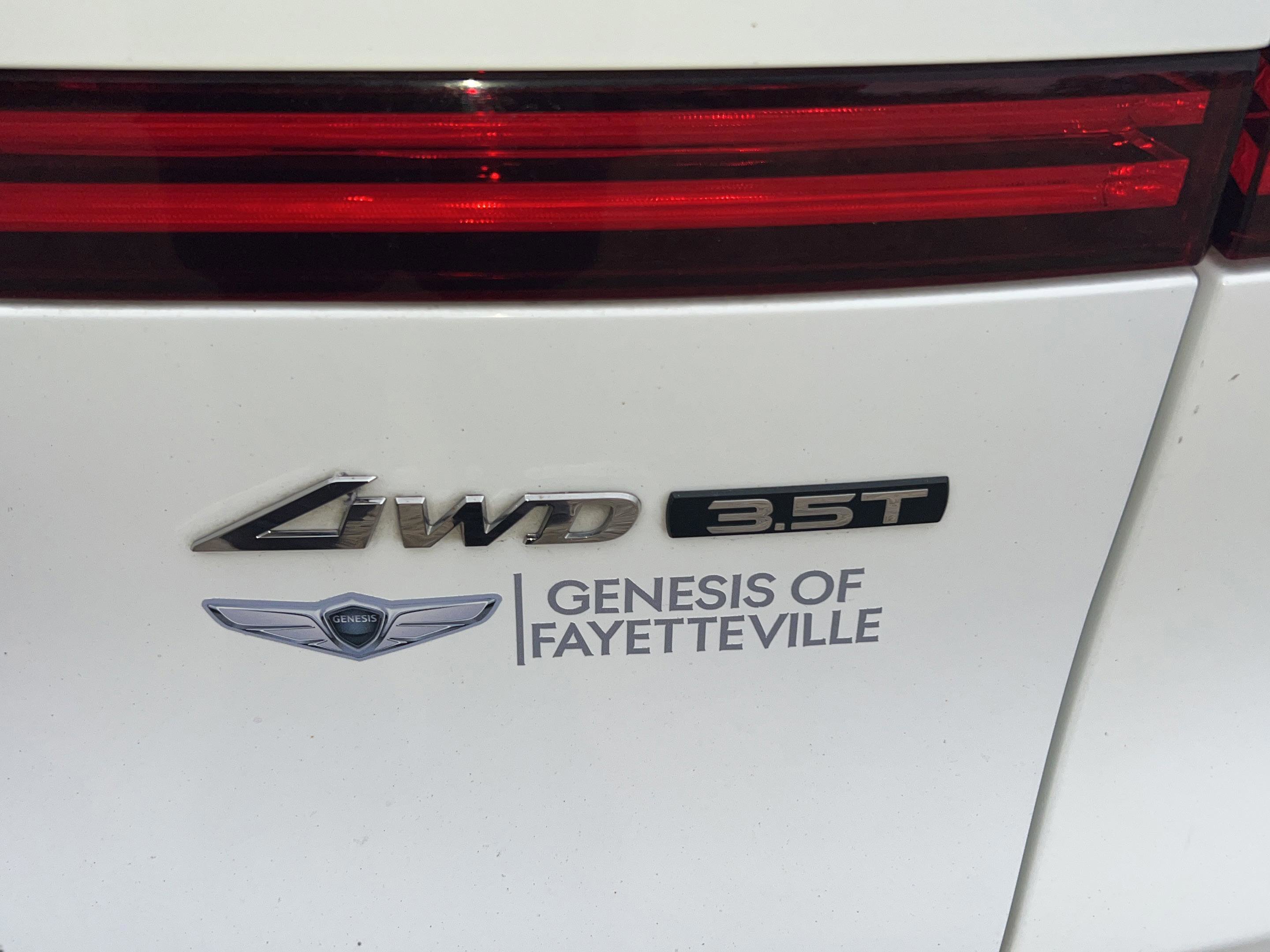 Used 2022 Genesis GV70 3.5T Sport w/ Sport Prestige Package image 9