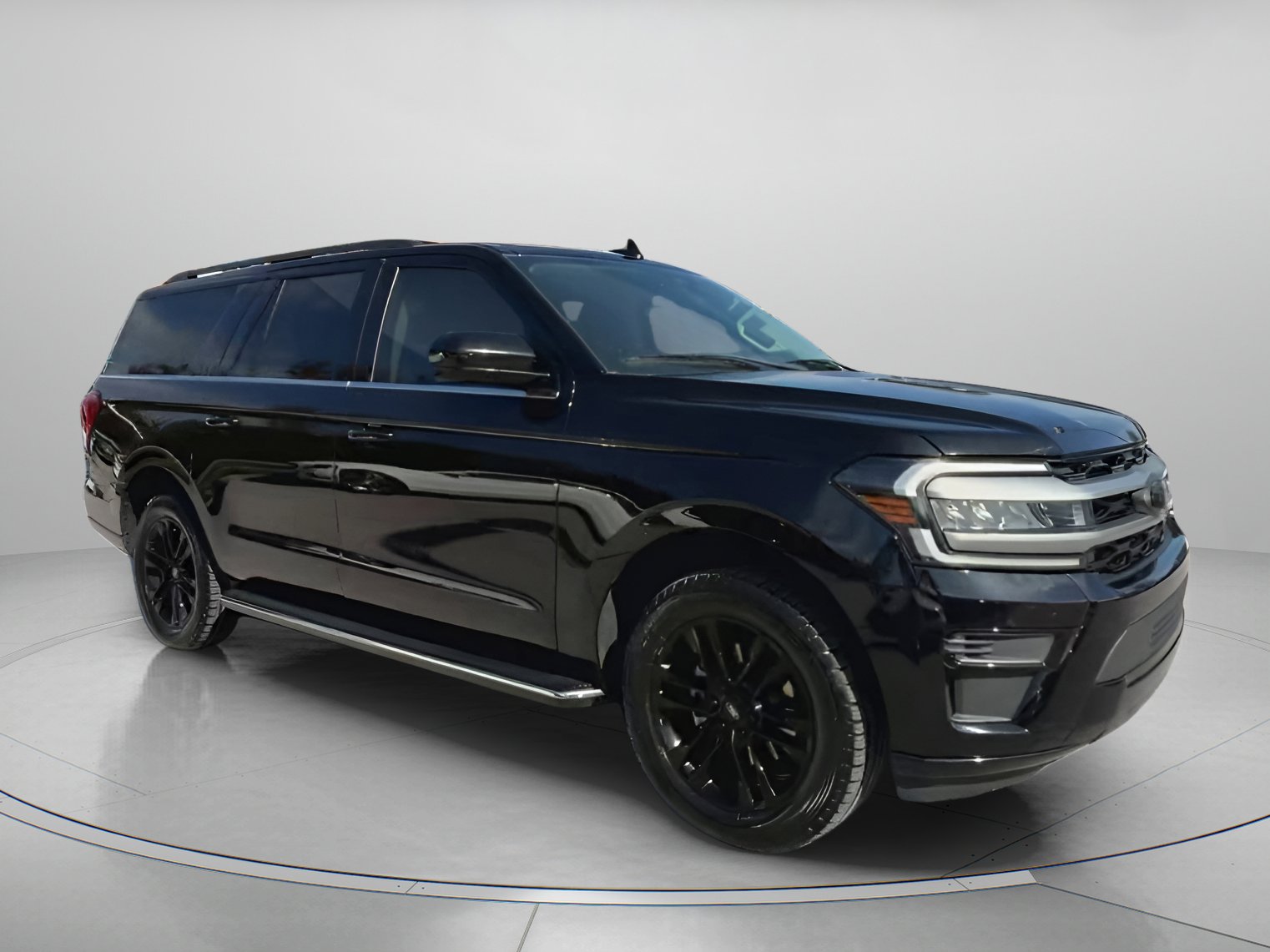 Certified 2022 Ford Expedition Max XLT image 2