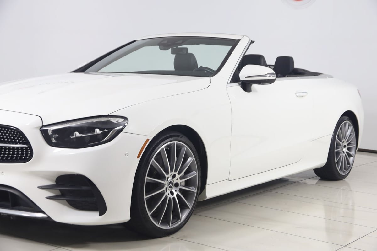Used 2023 Mercedes-Benz E 450 Cabriolet w/ AMG Line image 85