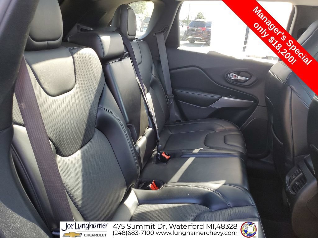 Used 2021 Jeep Cherokee Limited AWD/4WD image 27