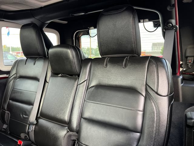 Used 2021 Jeep Wrangler Unlimited Sahara AWD/4WD image 26