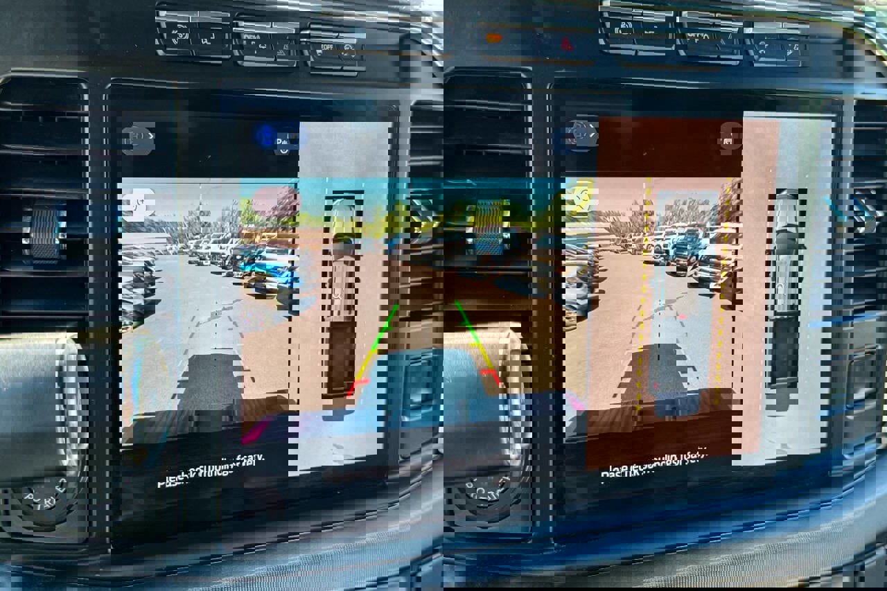 Used 2024 Ford F250 Platinum image 27