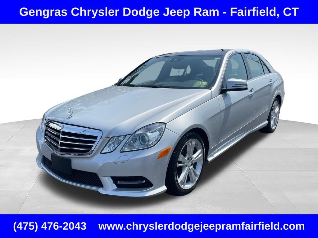 Used 2013 Mercedes-Benz E 350 4MATIC Sedan image 3
