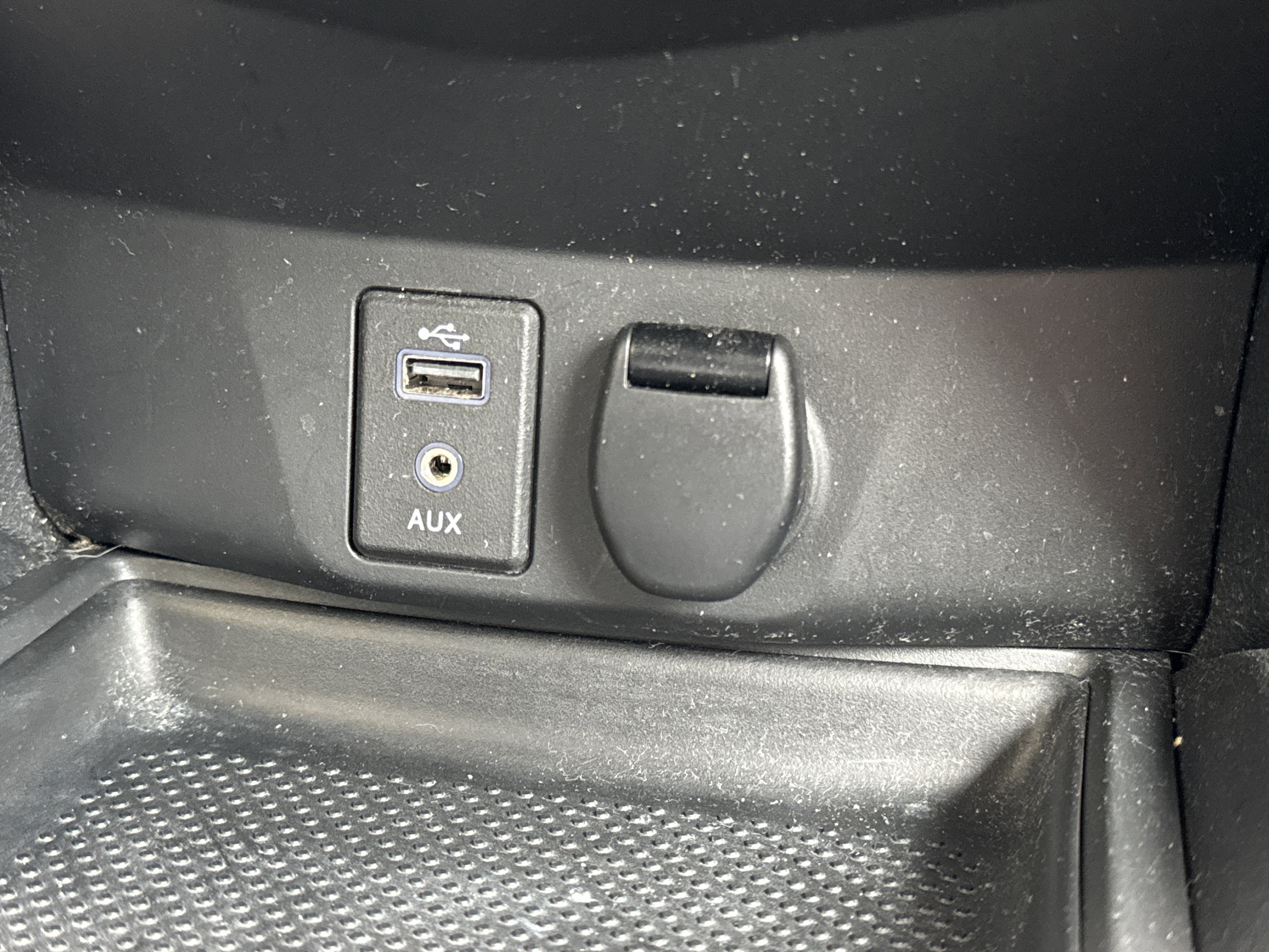 Used 2017 Nissan Rogue S w/ S Appearance Package image 14