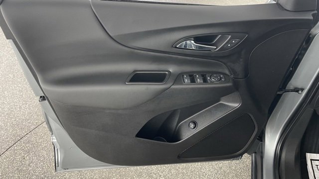 Used 2023 Chevrolet Equinox LT w/ Driver Convenience Package image 34