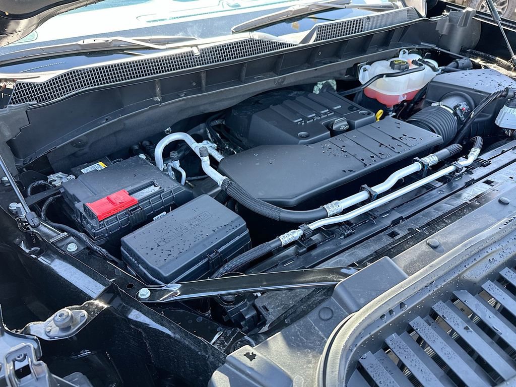 Used 2025 Chevrolet Silverado 1500 Custom w/ Turbomax Blackout Package image 26