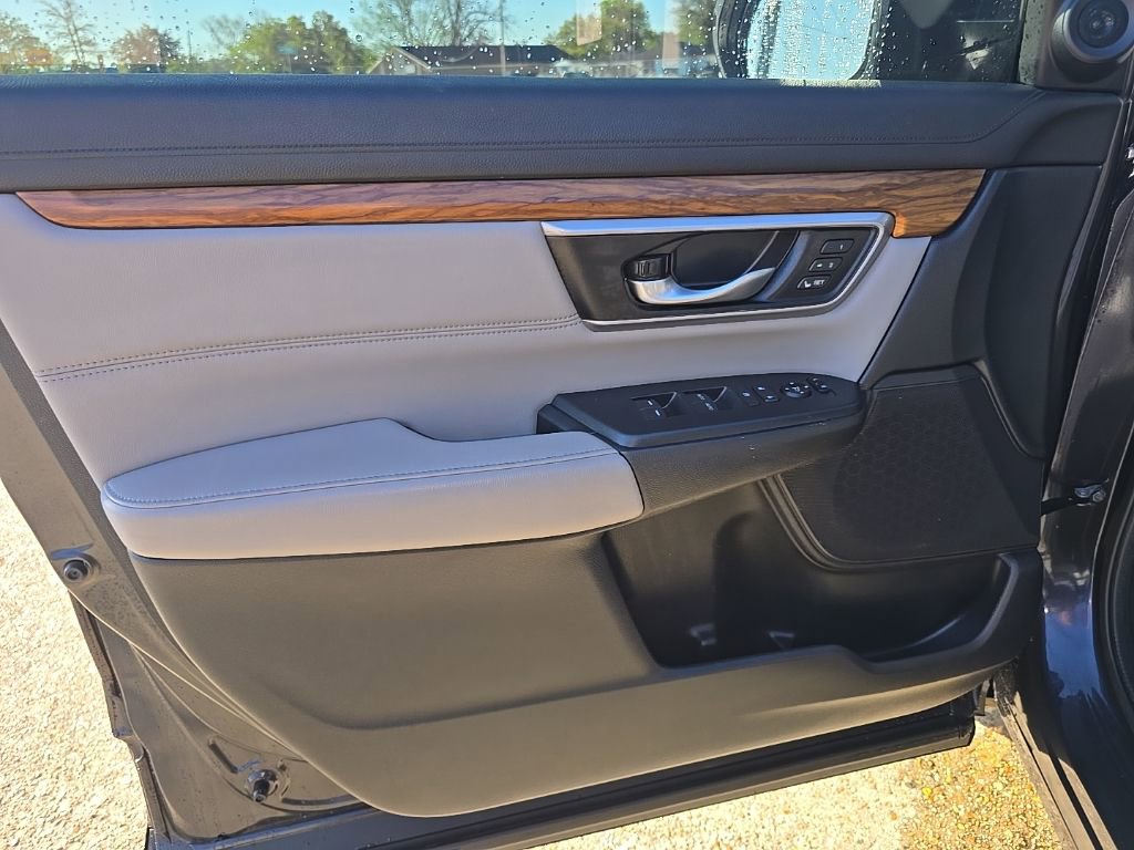 Used 2019 Honda CR-V Touring image 40