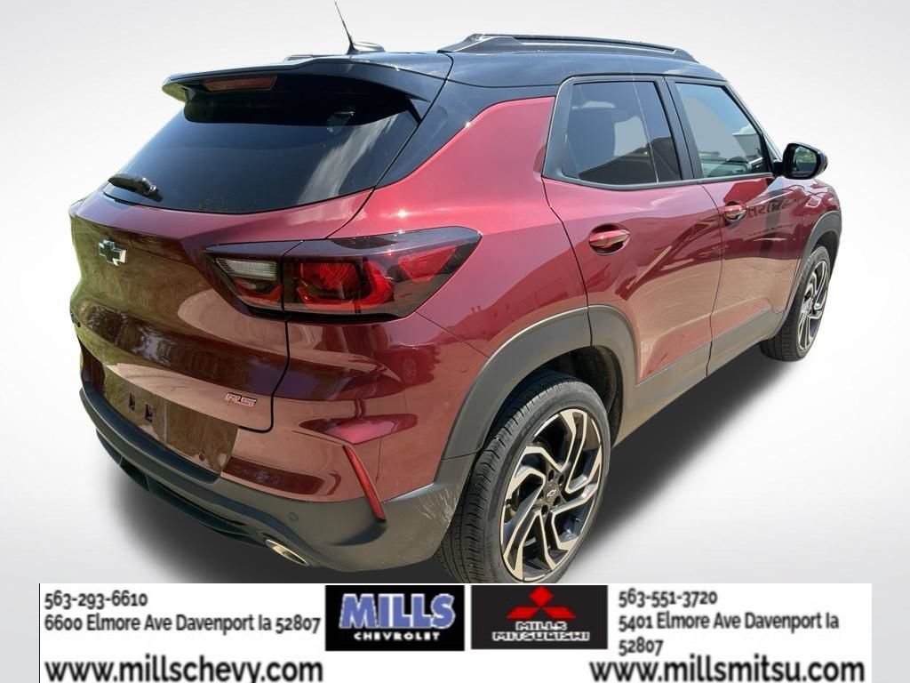 Used 2024 Chevrolet TrailBlazer RS w/ Convenience Package AWD/4WD image 3