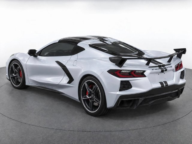 Used 2023 Chevrolet Corvette Stingray Preferred Cpe w/ Z51 Performance Package RWD image 7