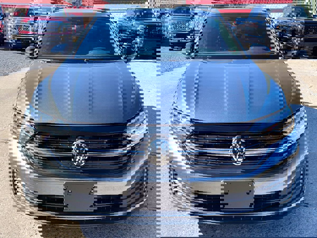 Used 2024 Volkswagen Jetta Sport image 7