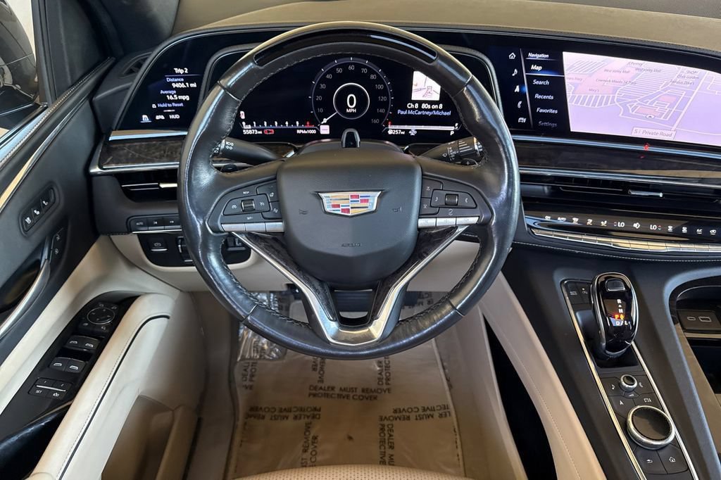 Used 2023 Cadillac Escalade Premium Luxury w/ Performance Package AWD/4WD image 16