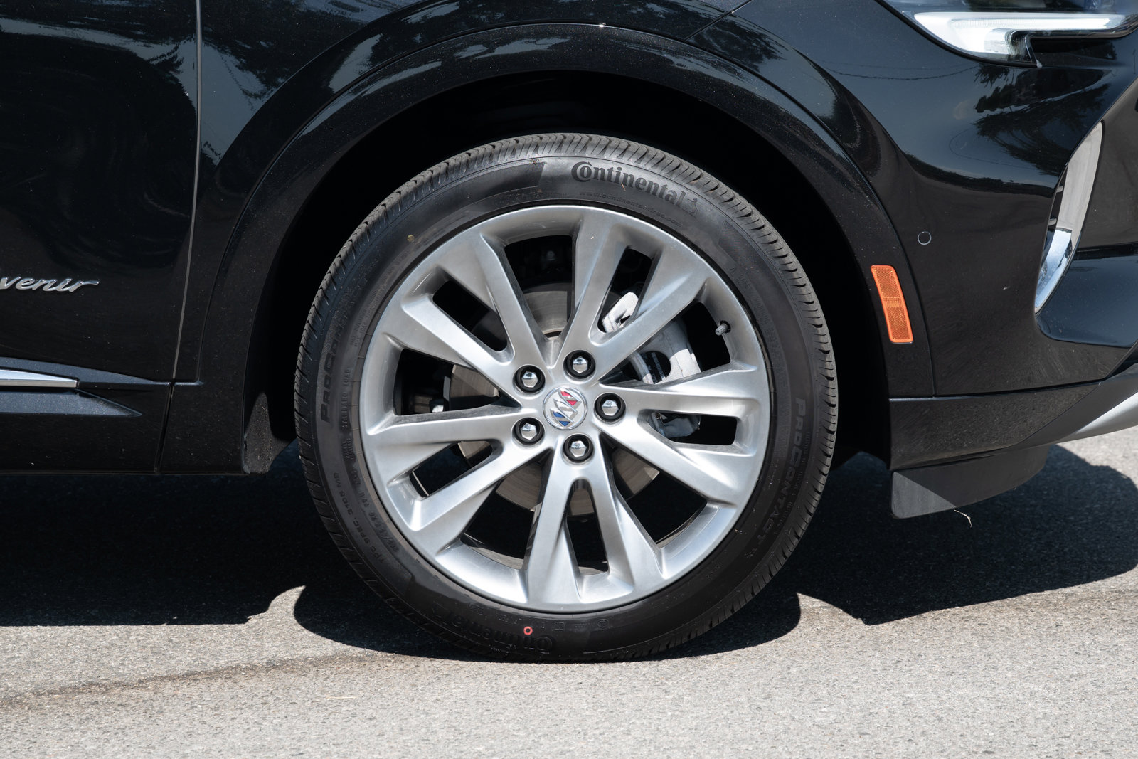 Used 2023 Buick Envision Avenir image 11