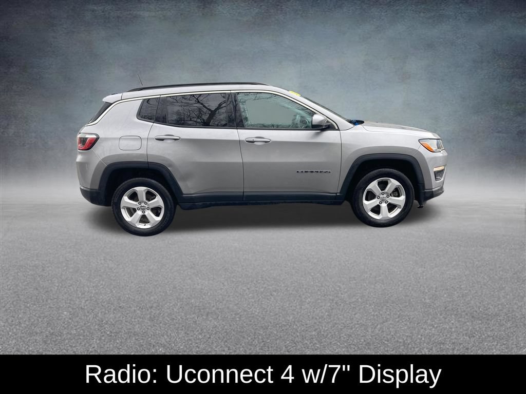 Used 2019 Jeep Compass Latitude AWD/4WD image 8