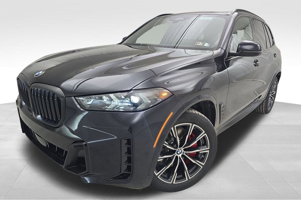 New 2026 BMW X5 xDrive40i w/ M Sport Package AWD/4WD image 1