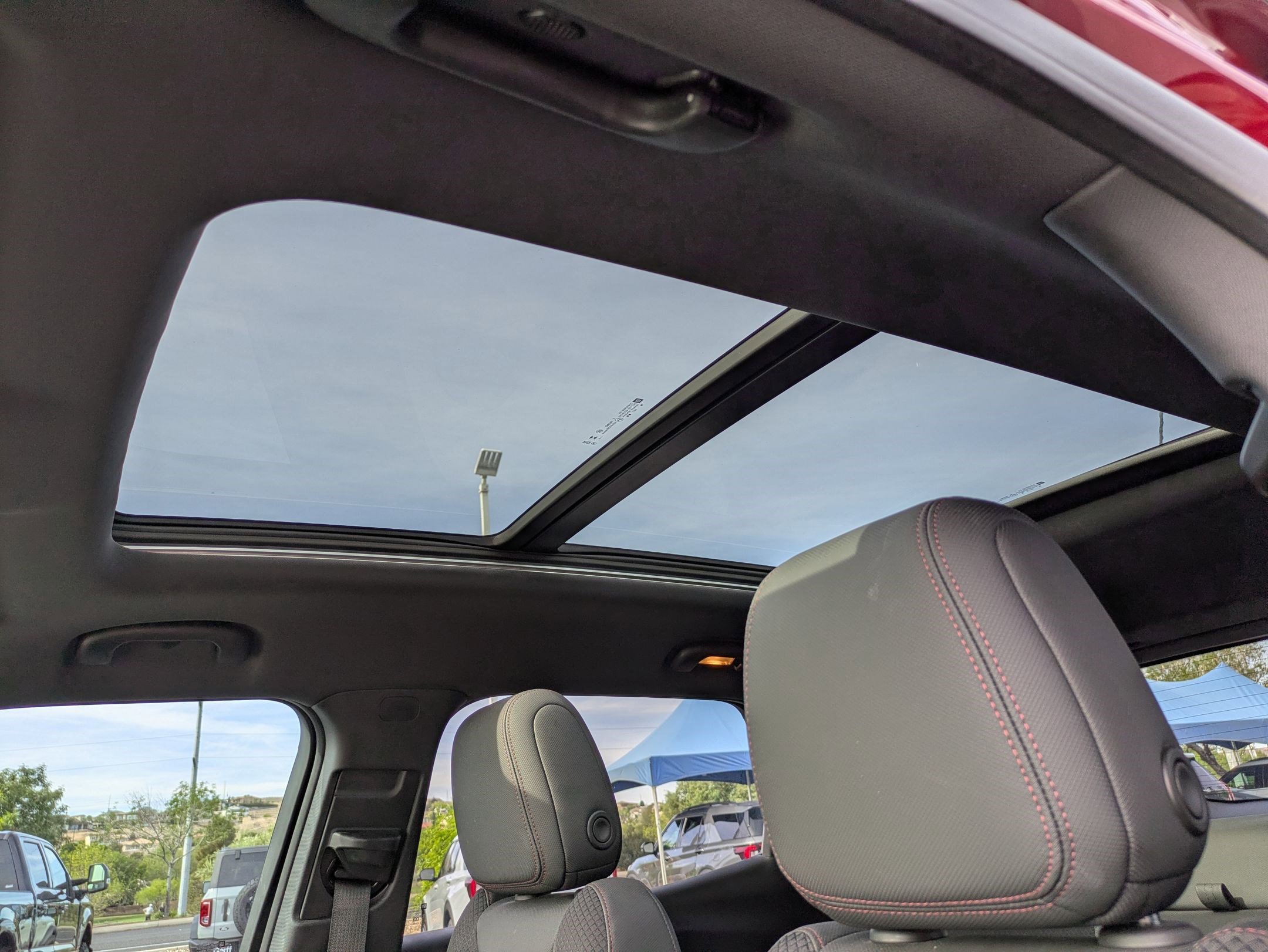 Used 2023 Chevrolet TrailBlazer RS w/ Sun and Liftgate Package image 16