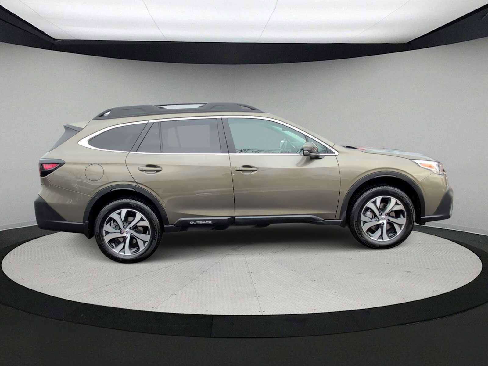 Certified 2022 Subaru Outback Limited image 9