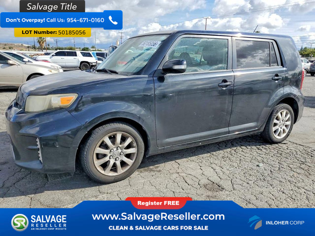 Used 2013 Scion xB FWD image 1