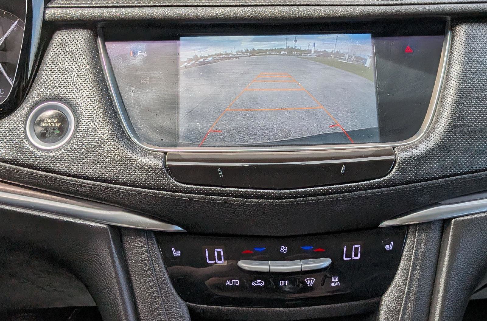 Used 2017 Cadillac XT5 Luxury w/ Driver Awareness Package AWD/4WD image 18