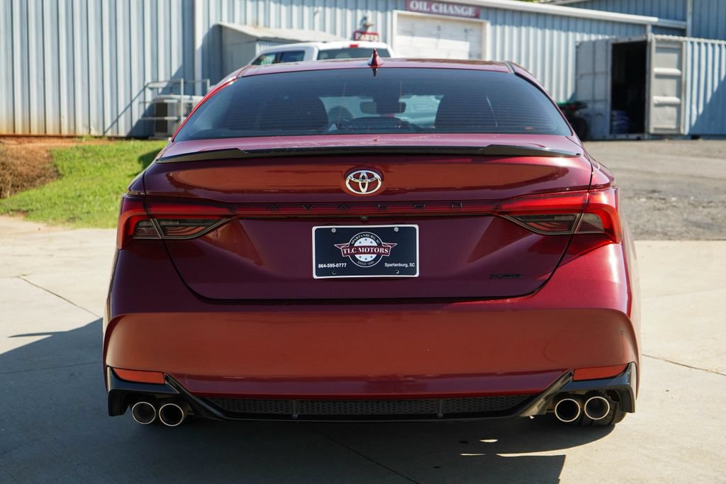 Used 2019 Toyota Avalon XSE FWD image 20
