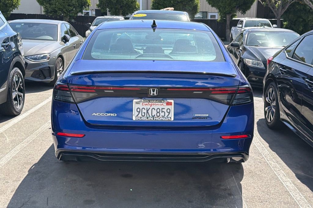 Used 2023 Honda Accord Sport image 6