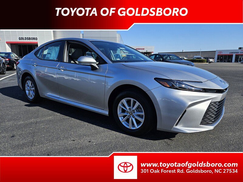 New 2025 Toyota Camry LE