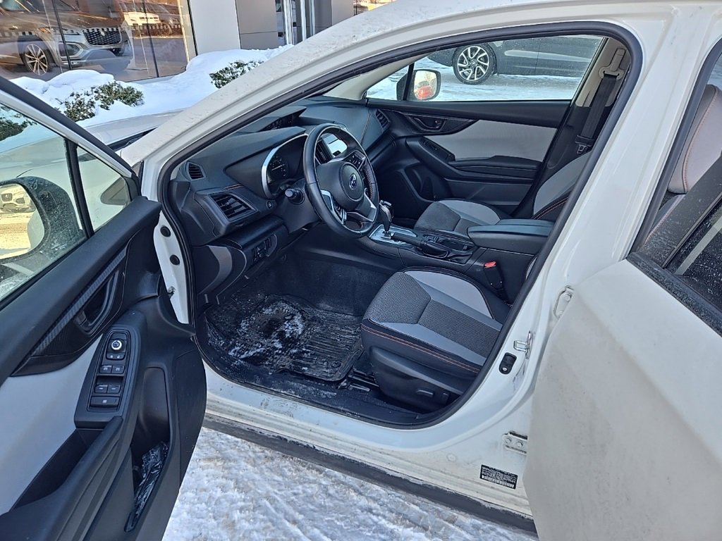 Used 2021 Subaru Crosstrek 2.0i Premium w/ Moonroof Package image 16