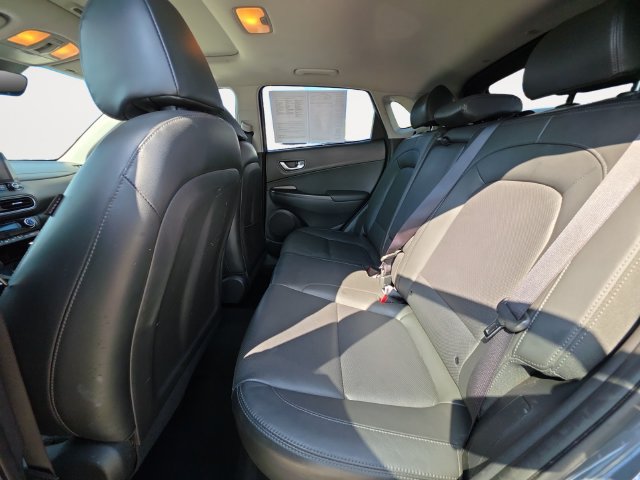 Used 2023 Hyundai Kona Limited FWD image 13