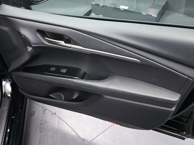 Used 2025 Toyota Camry SE FWD image 21