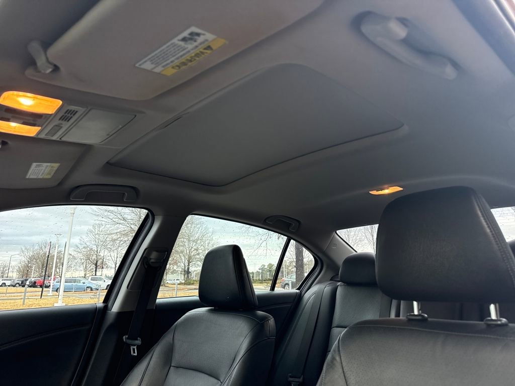 Used 2016 Honda Accord Touring image 25